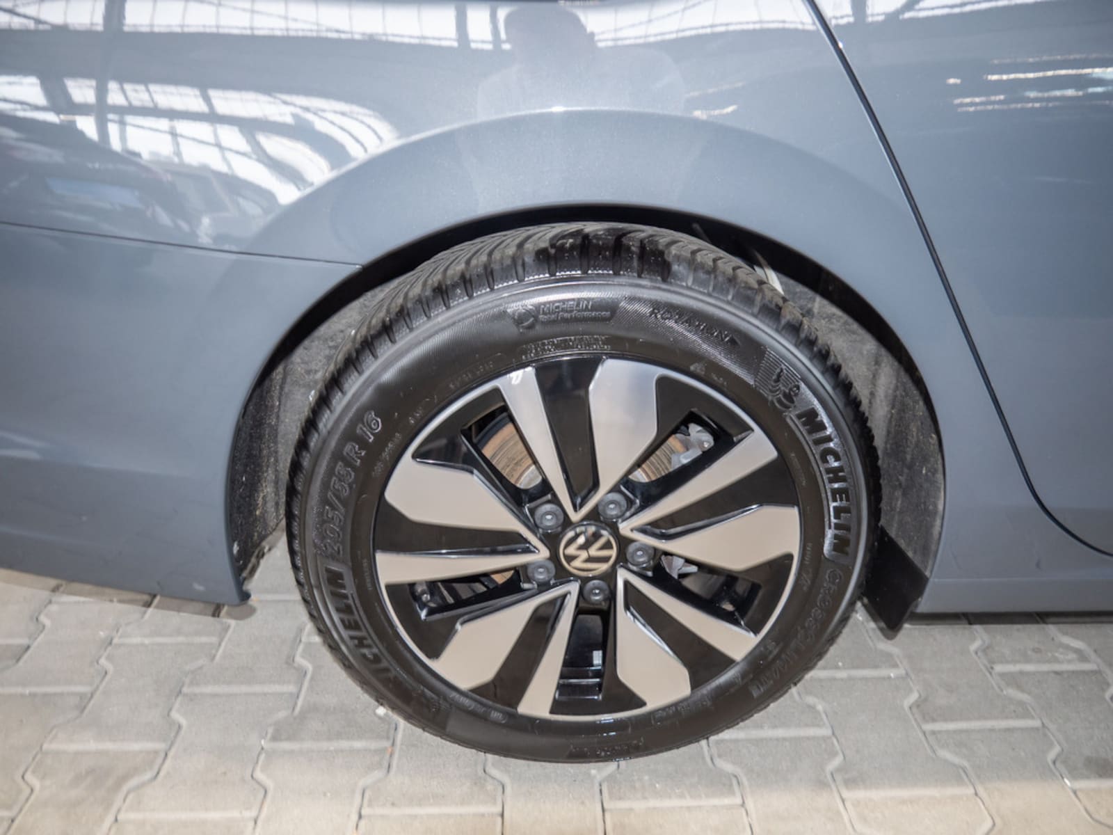 Volkswagen Golf Variant – Bild 8