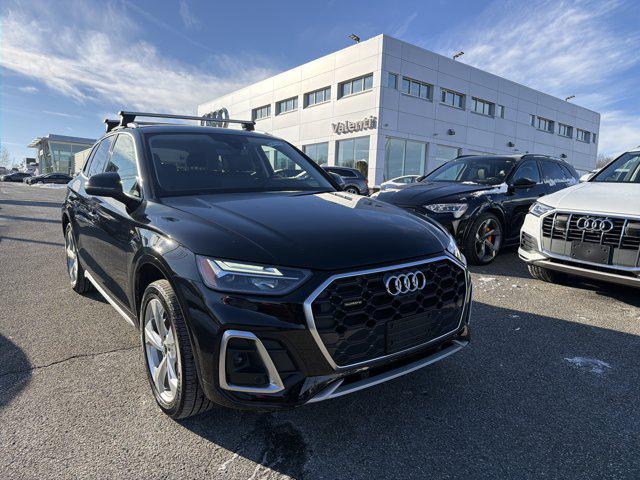 2023 Audi Q5 45 Premium Plus's photo