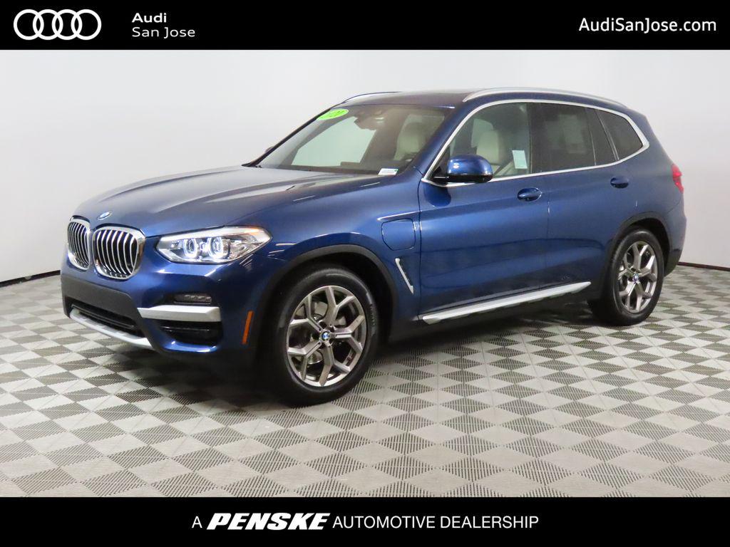 2021 BMW X3 xDrive30e's photo