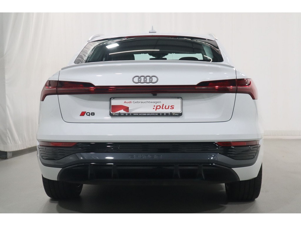 Image about Audi Q8 Sportback e-tron S line 50 e-tron quattro 250 kW