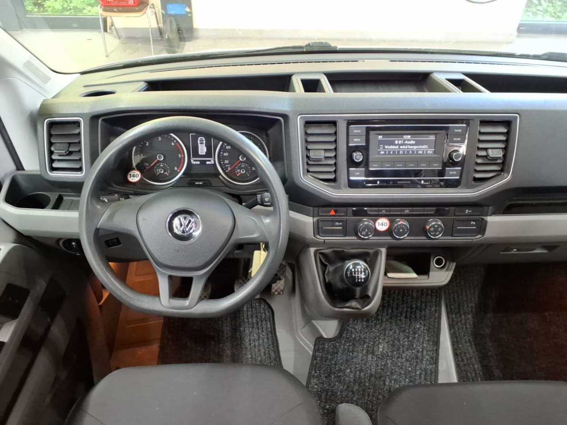 Volkswagen Crafter Kasten mittlerer Radstand
