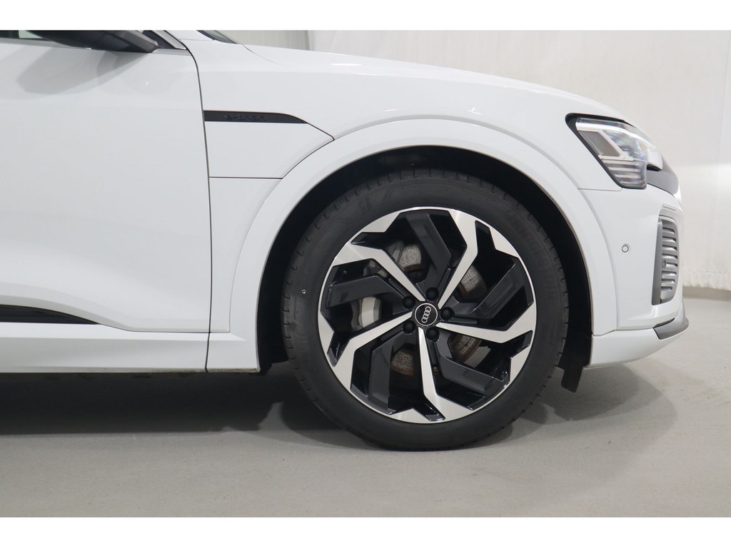 Image about Audi Q8 Sportback e-tron S line 50 e-tron quattro 250 kW