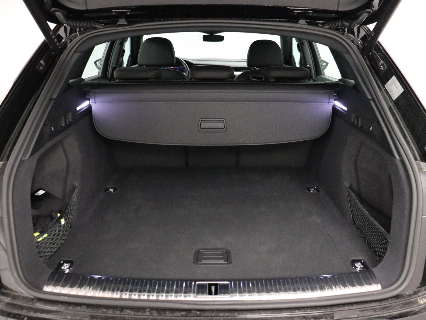 Image about Audi Q8 e-tron advanced 55 e-tron quattro