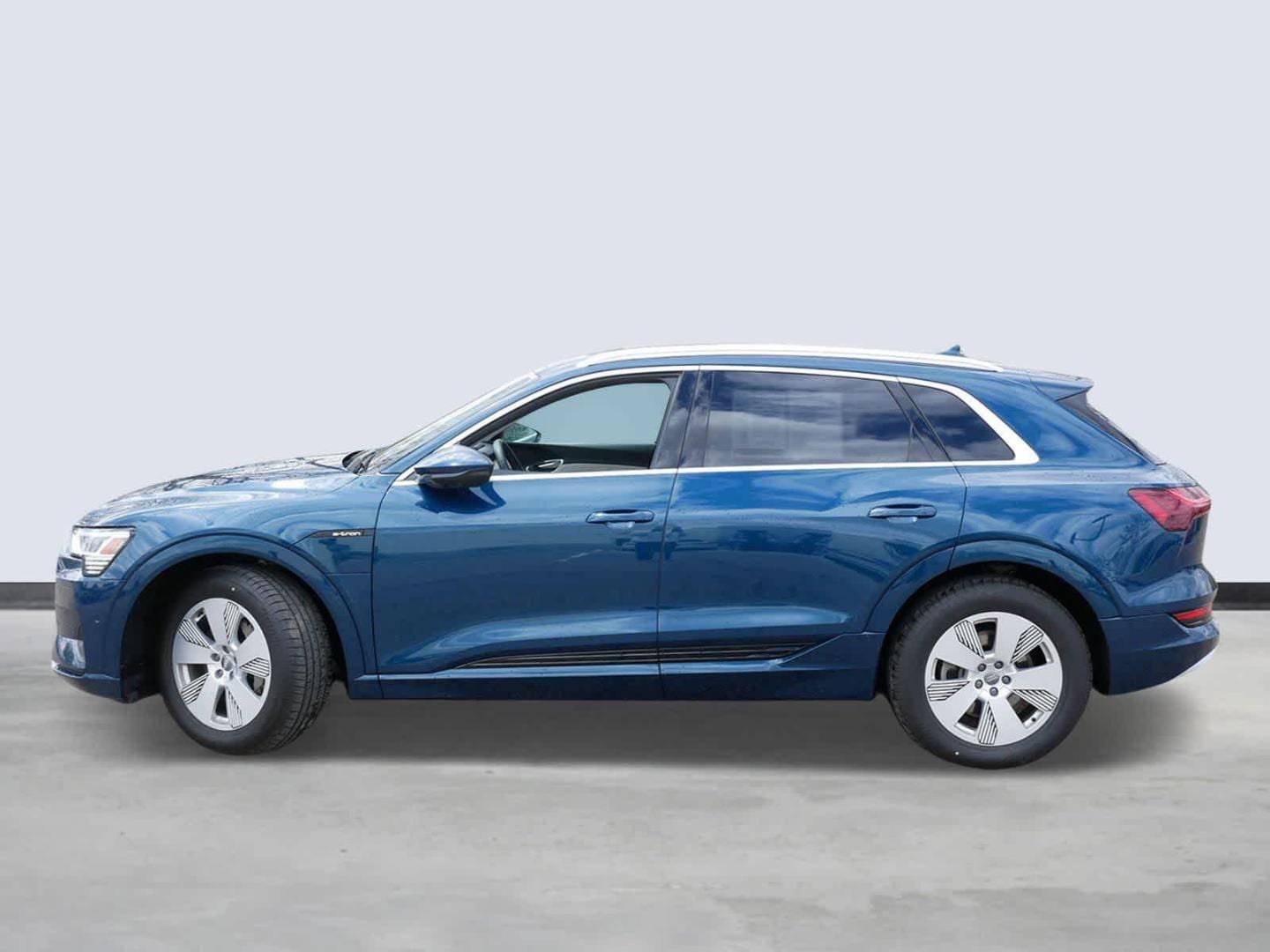 Used 2019 Audi e-tron Prestige with VIN WA1VAAGE8KB014627 for sale in Maplewood, Minnesota