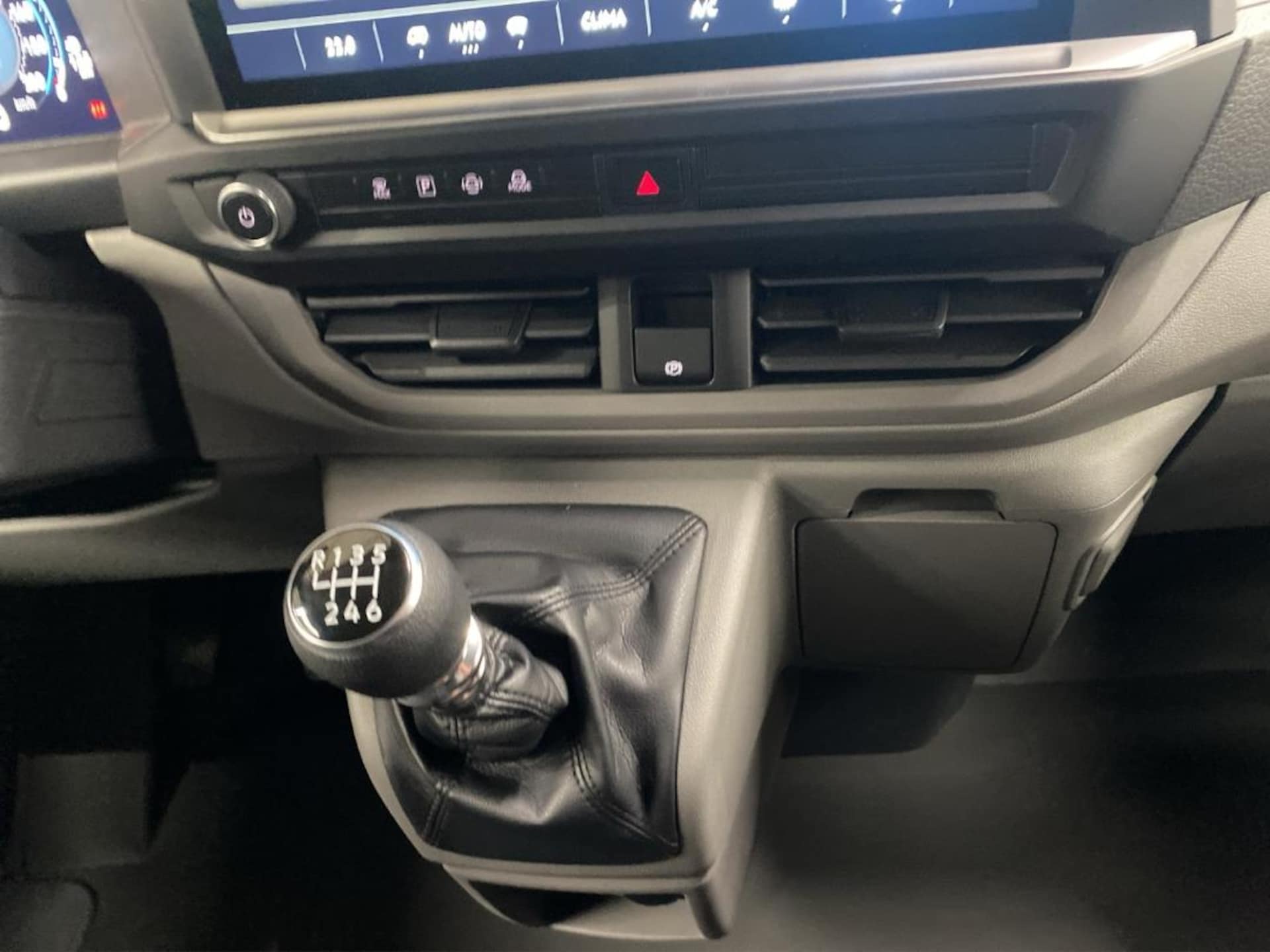 Volkswagen Transporter Kasten kurzer Radstand