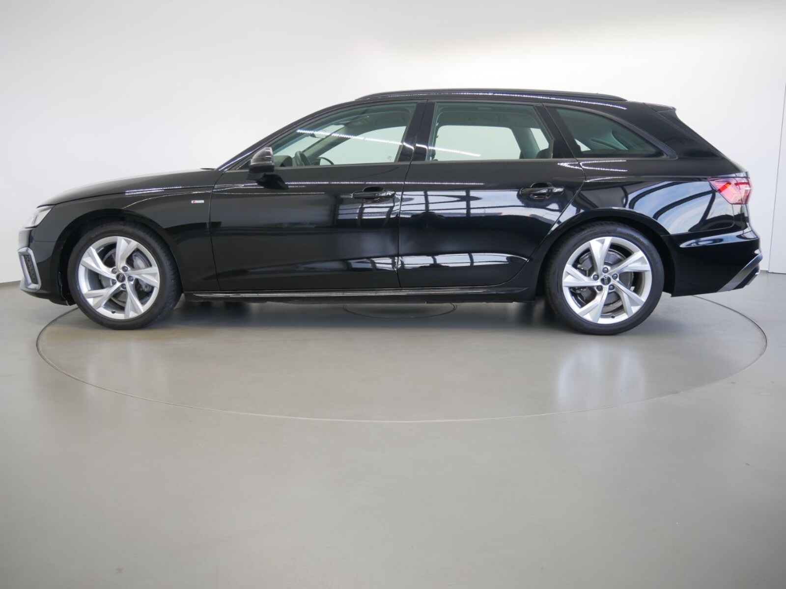 Audi A4 Avant – Bild 4