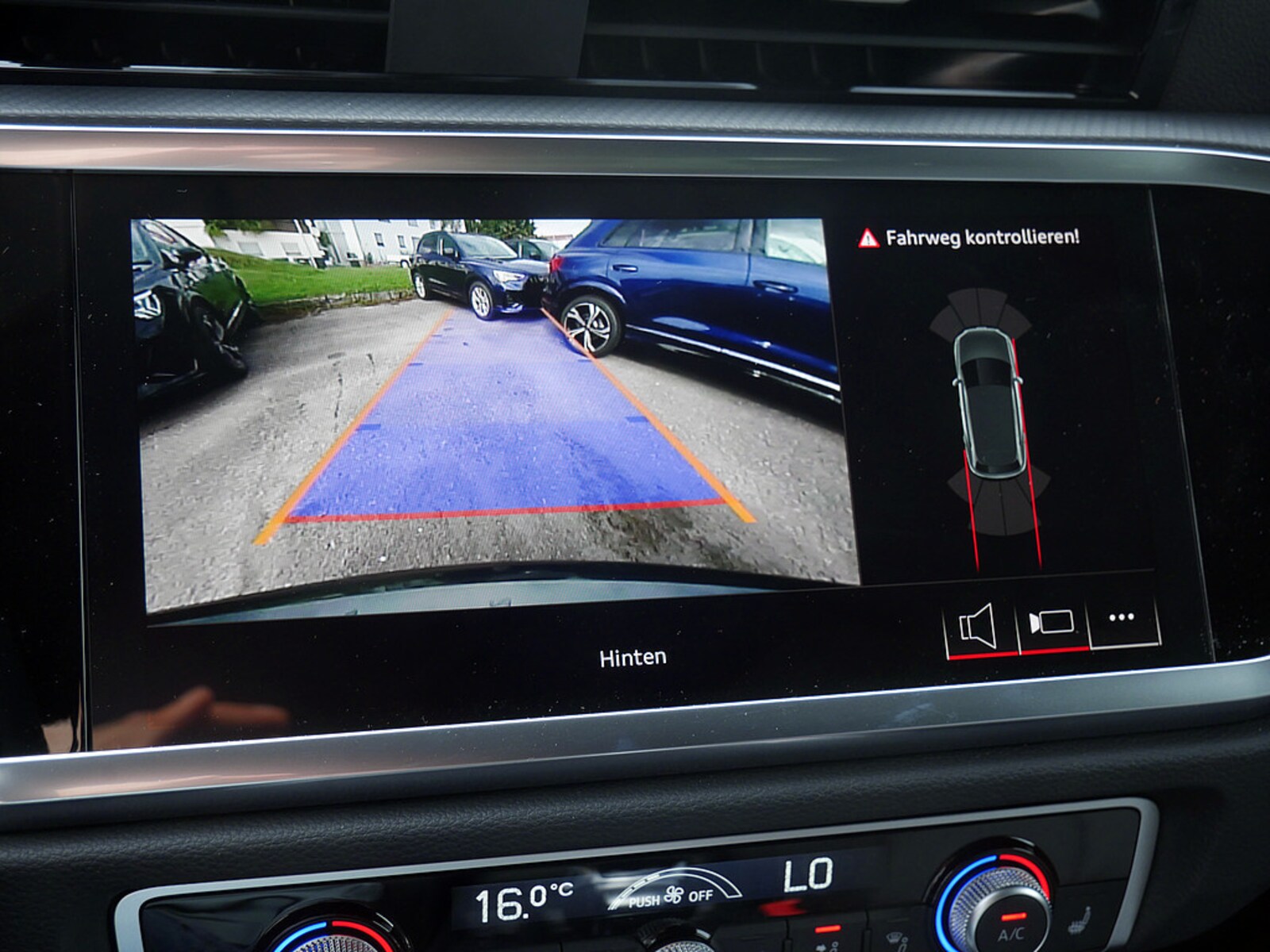 Audi Q3 – Bild 15