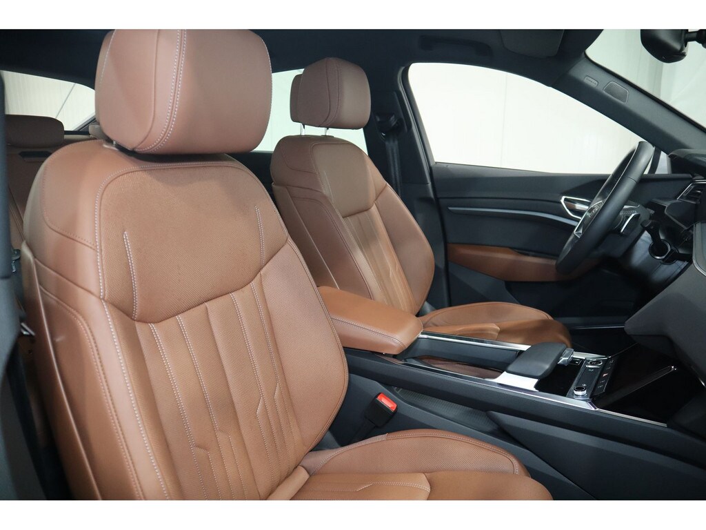 Image about Audi Q8 Sportback e-tron S line 50 e-tron quattro 250 kW