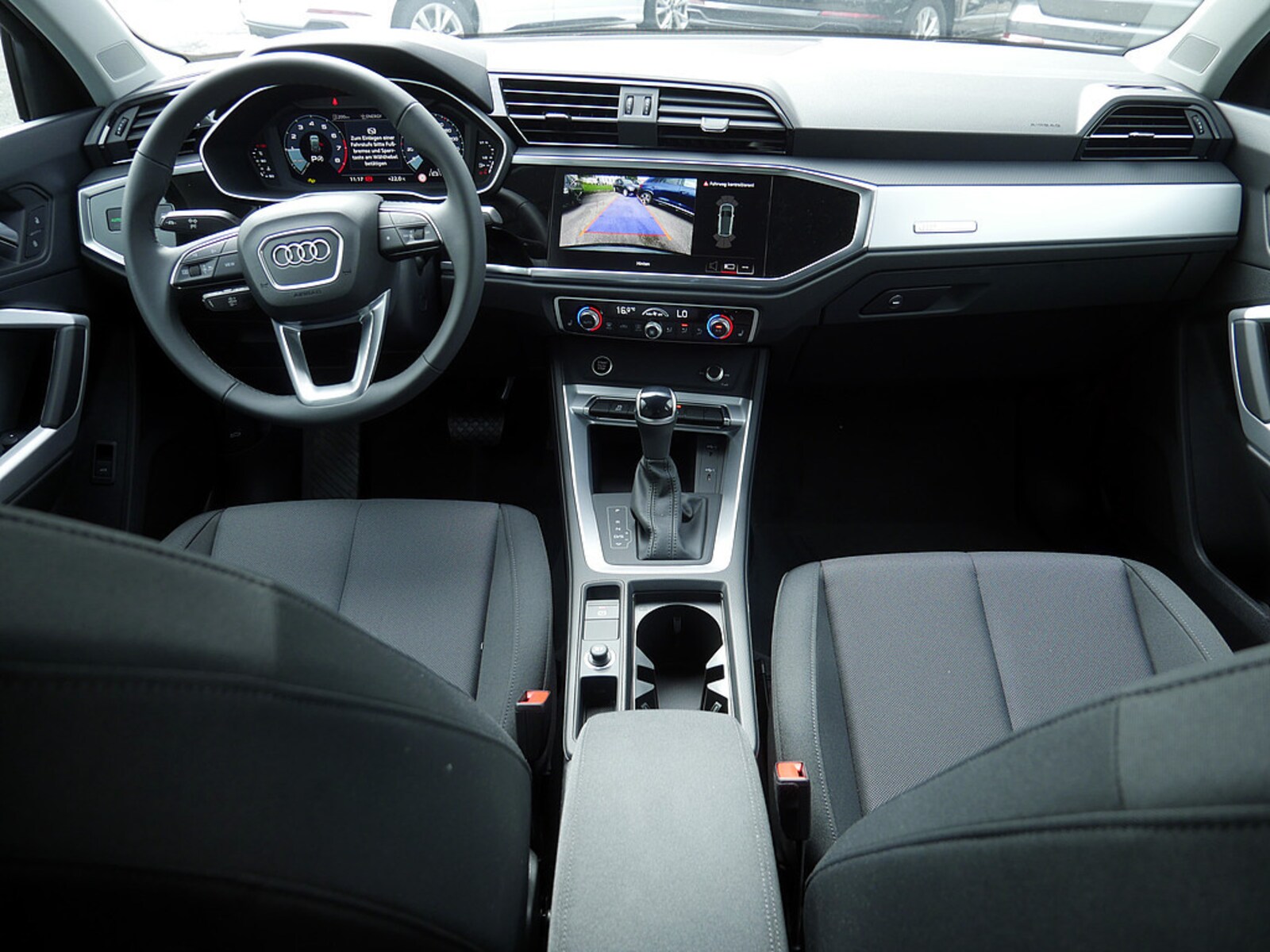 Audi Q3 – Bild 23