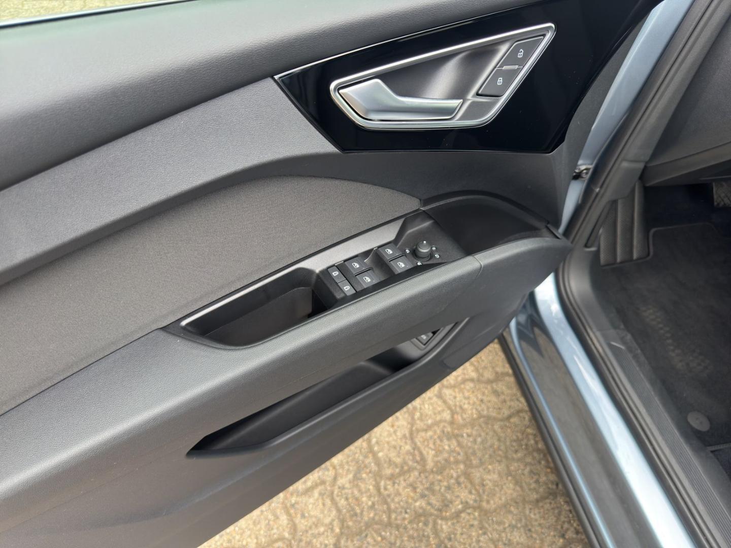 Image about Audi Q4 e-tron 40 e-tron