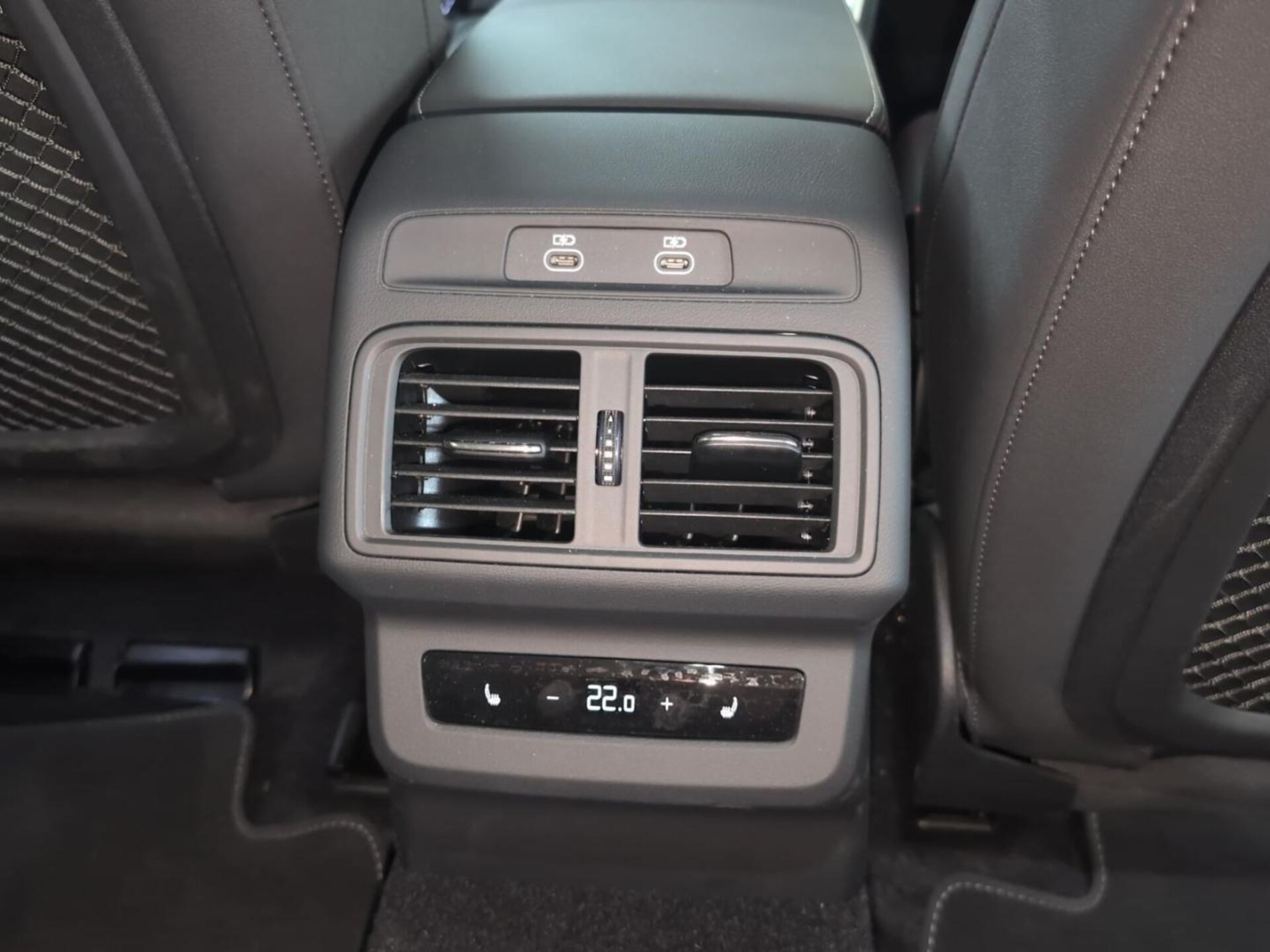 Audi Q5 Sportback edition one