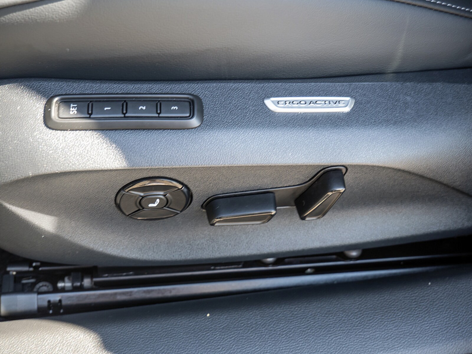Volkswagen Passat – Bild 23