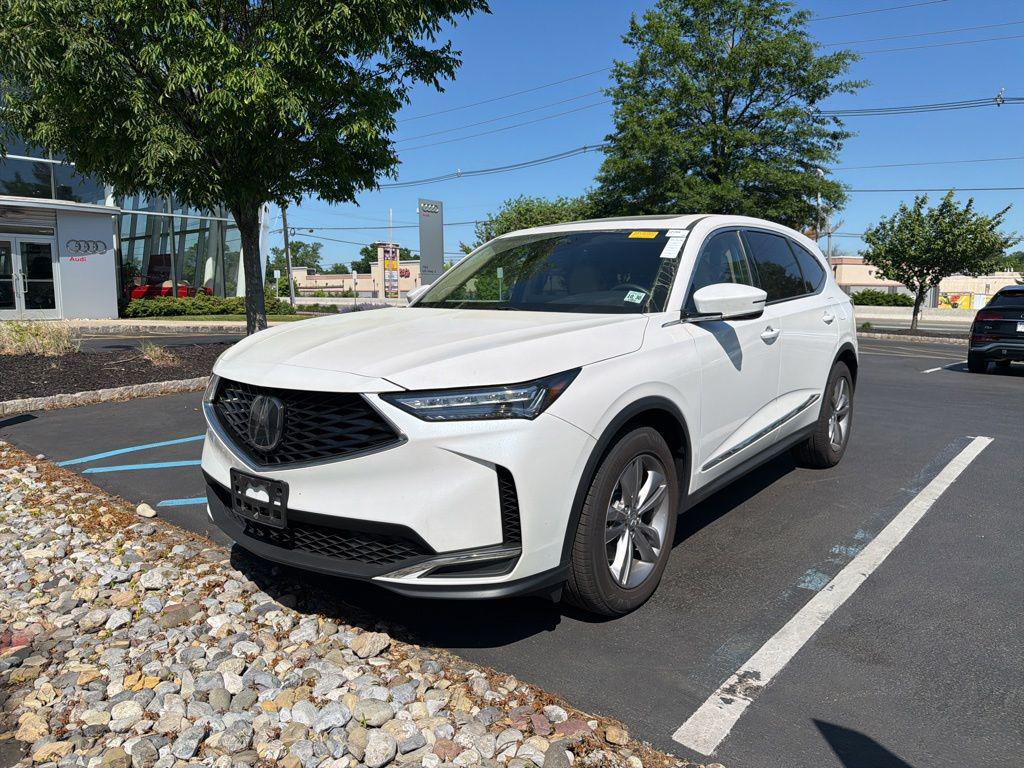 2026 Acura MDX SH-AWD's photo