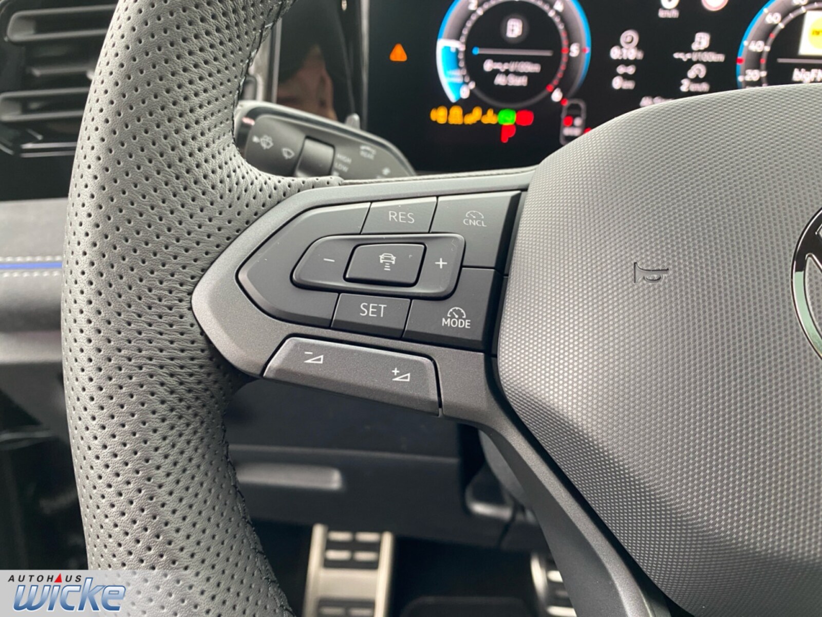 Volkswagen Tiguan – Bild 10