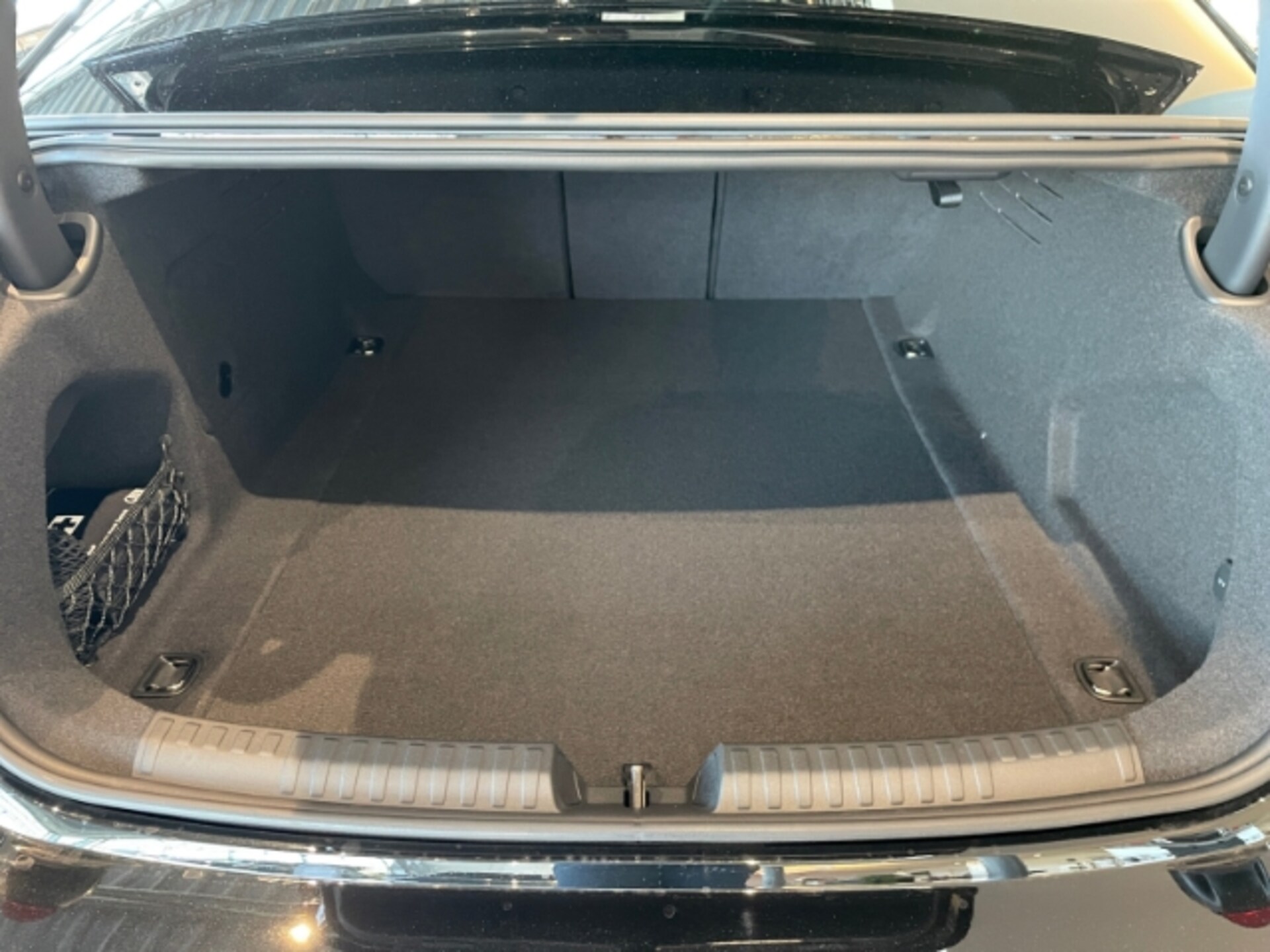 Audi A6 Limousine edition one