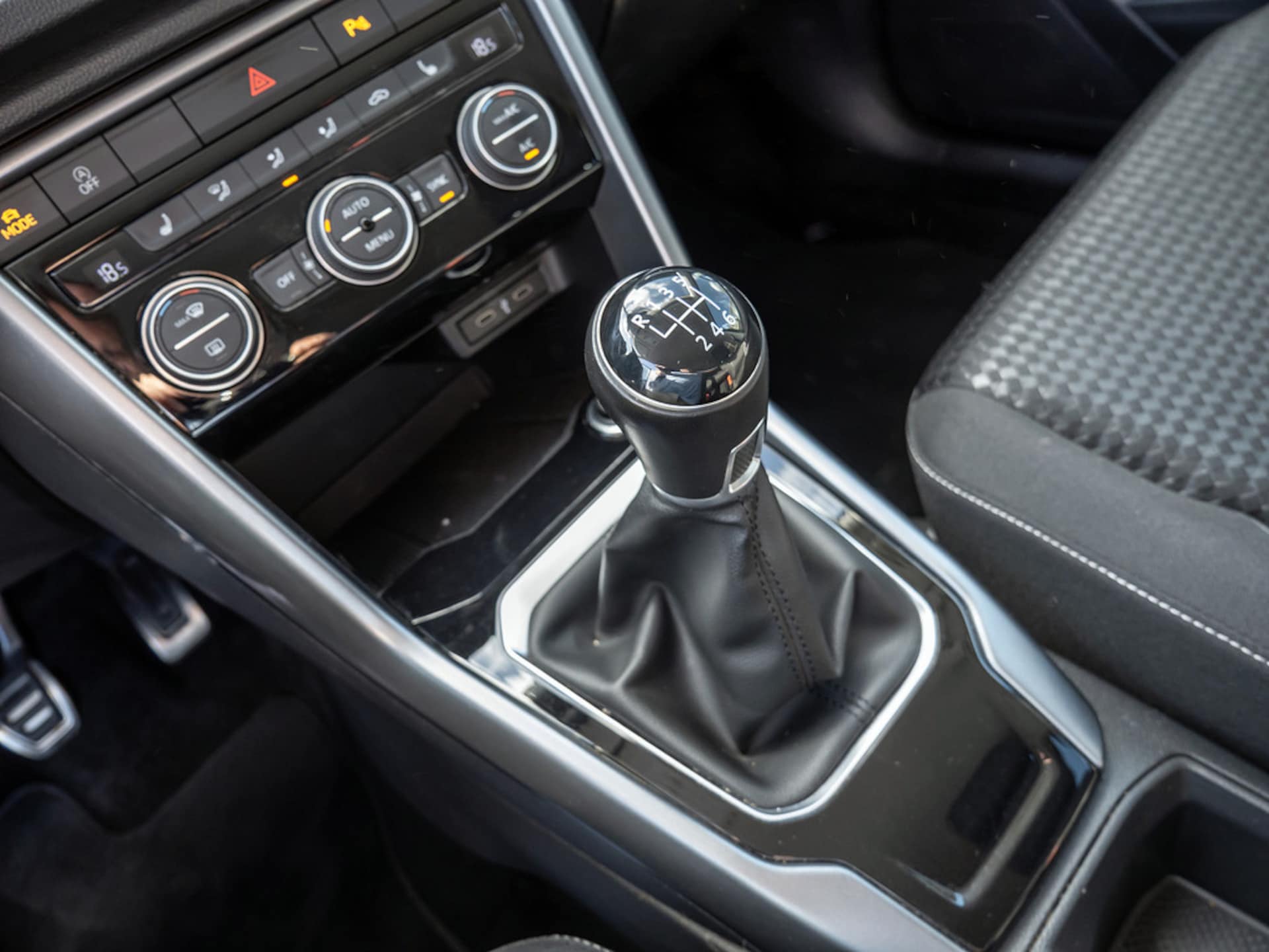 Volkswagen T-Roc Active