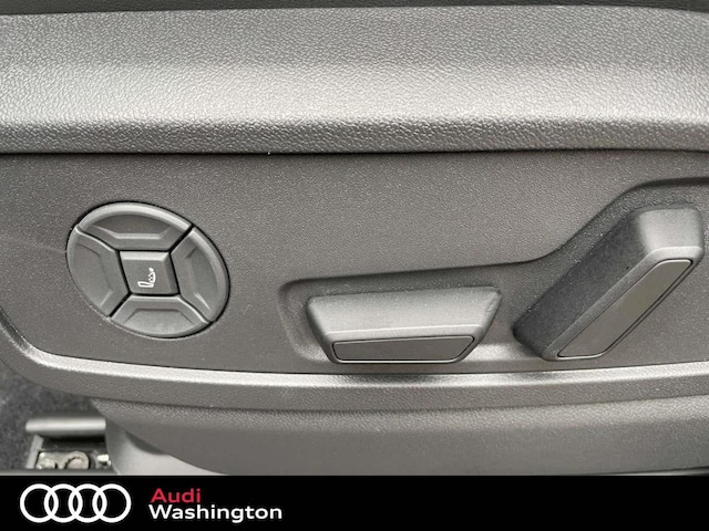 2026 Audi SQ5 Premium Plus - Photo 17