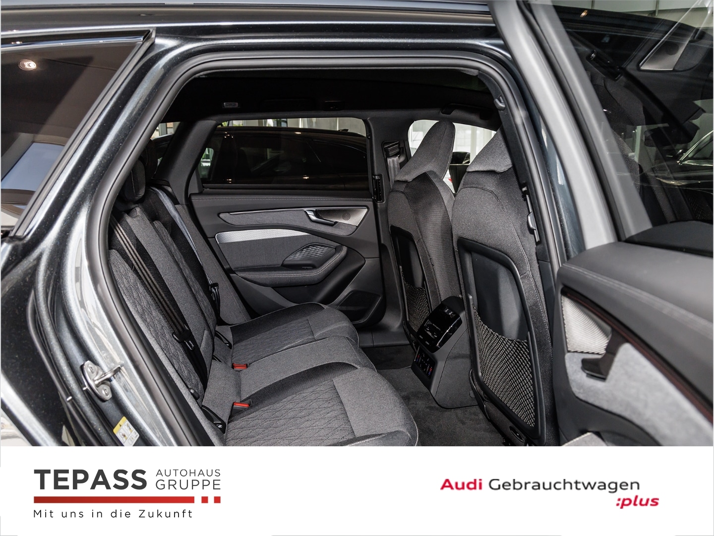 Bild über Audi A6 Avant edition one TDI quattro 150 kWS tronic - für weitere Informationen kontaktieren Sie den Audi Partner