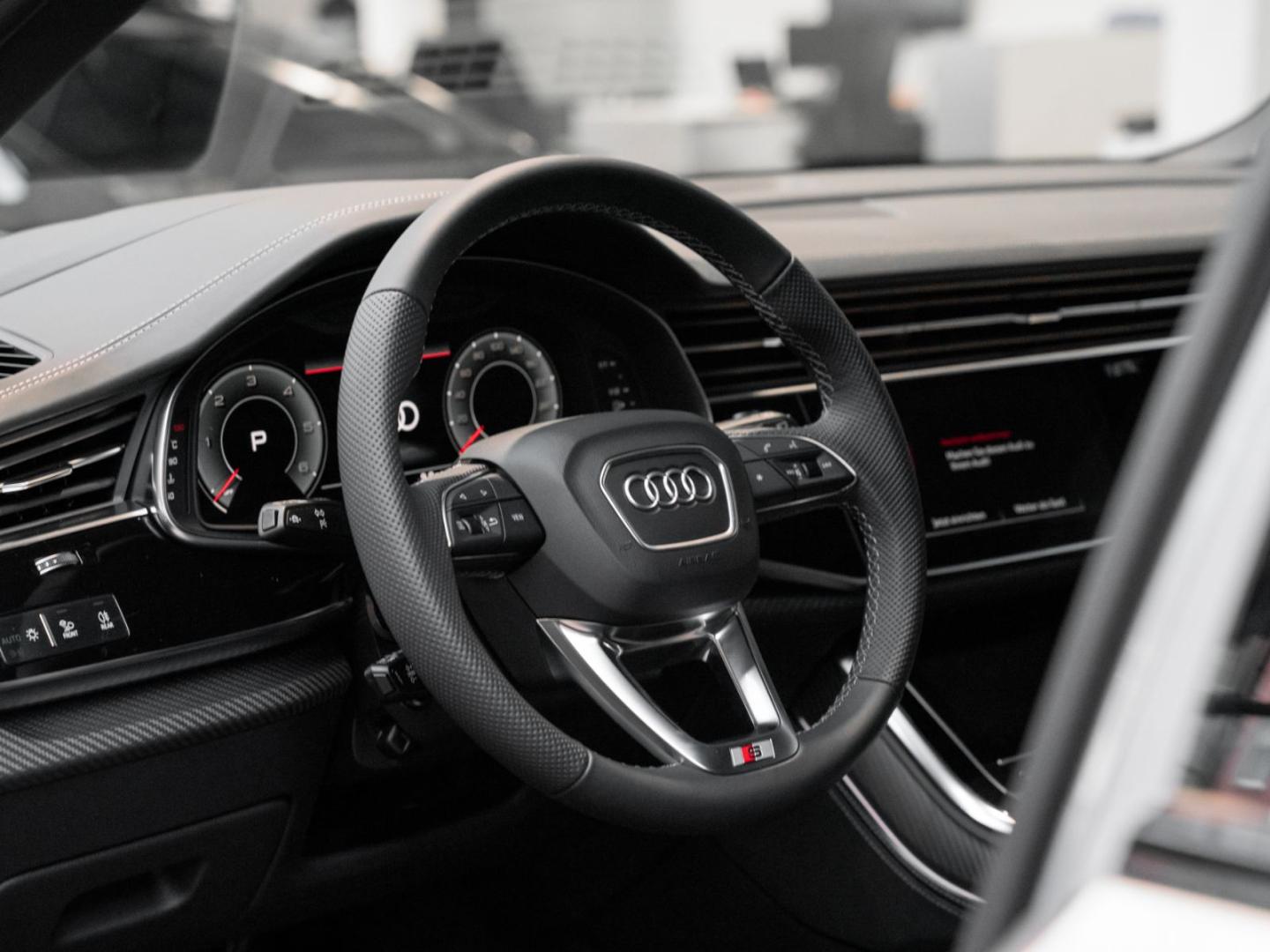 Image about Audi Q7 SUV S line 50 TDI quattro tiptronic