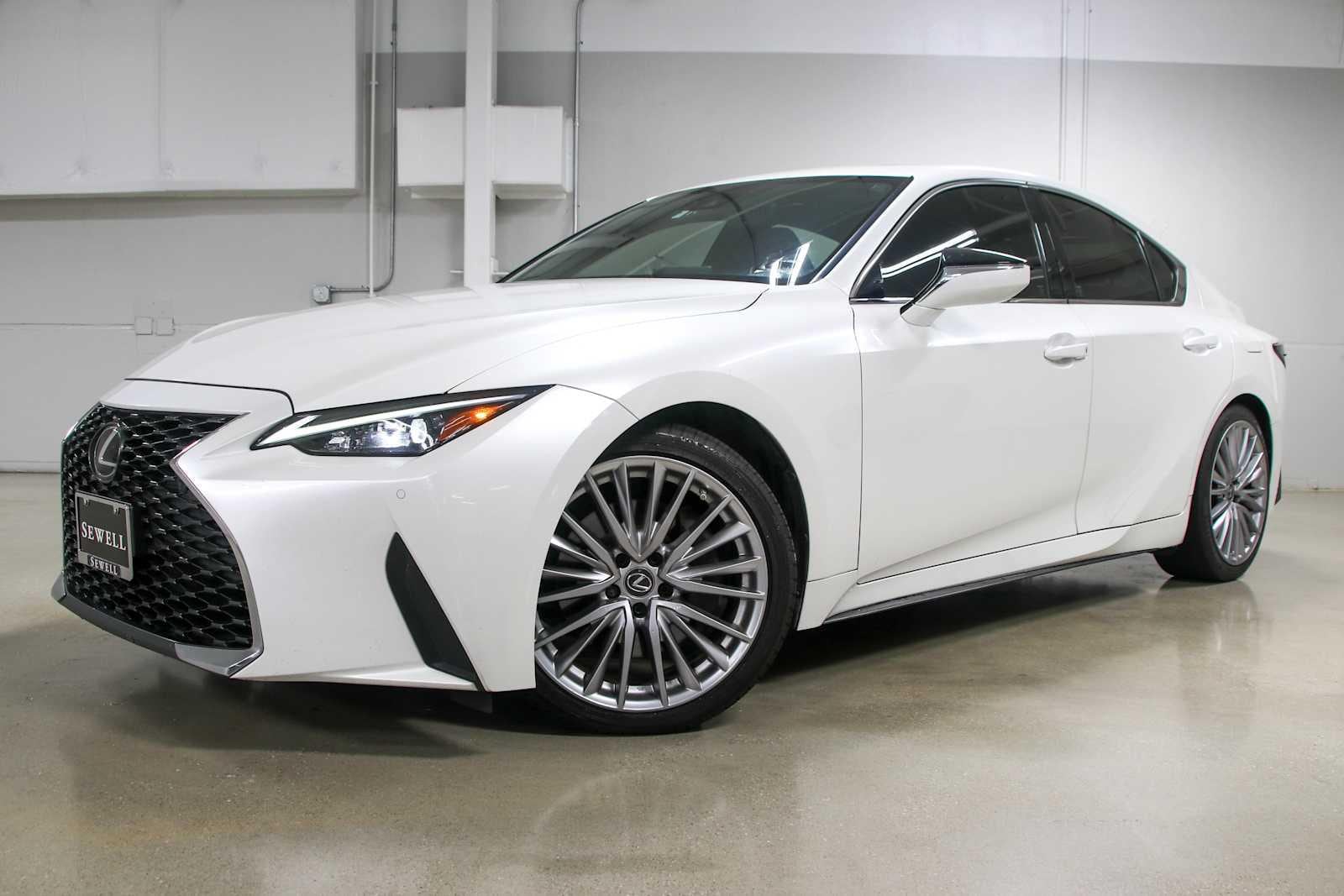 2022 Lexus IS 350 300 RWD's photo