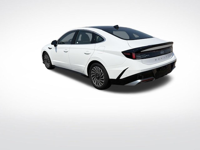 2025 Hyundai Sonata Hybrid