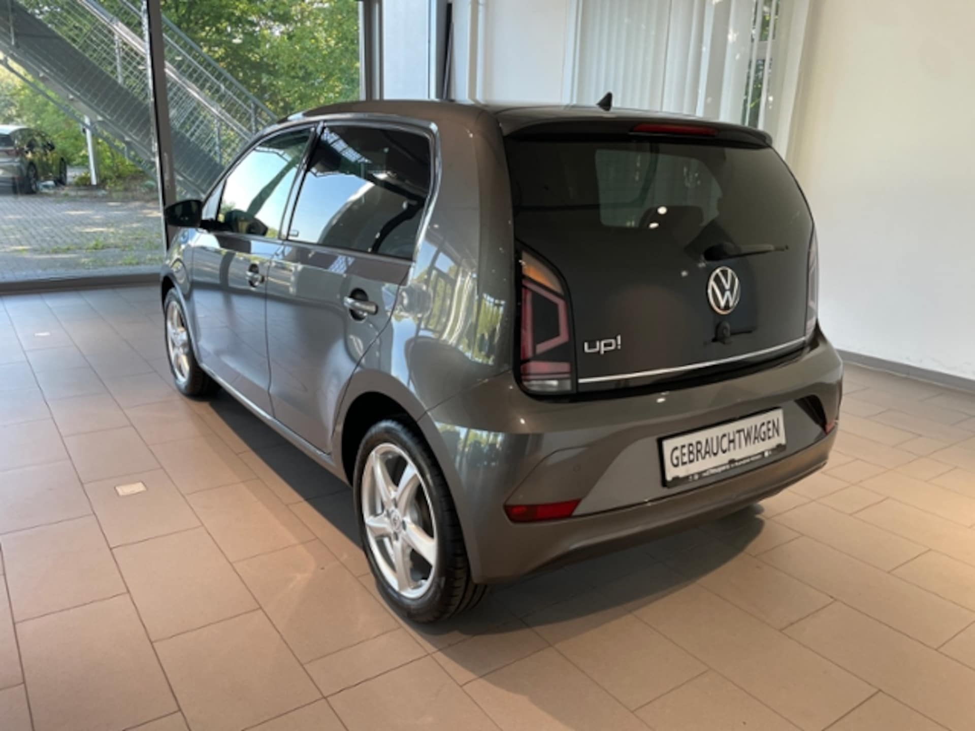 Volkswagen up! ACTIVE