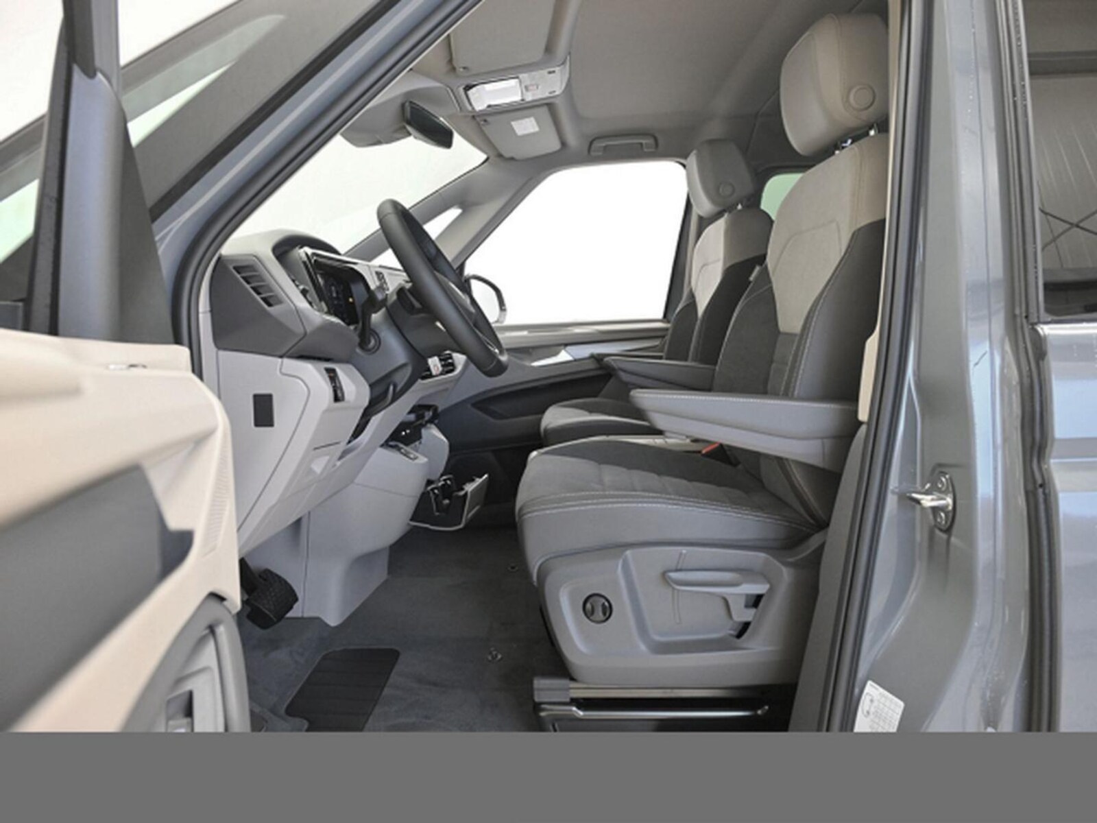 Volkswagen Multivan Langversion – Bild 11