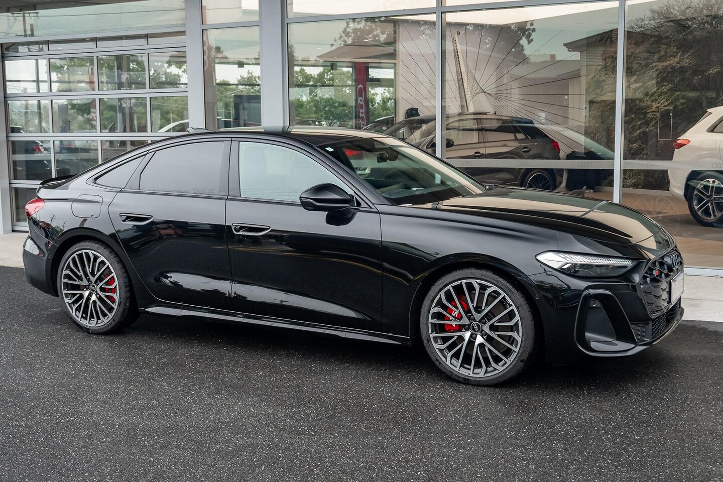 Image about Audi S5 Sedan TFSI quattro 270 kW S tronic