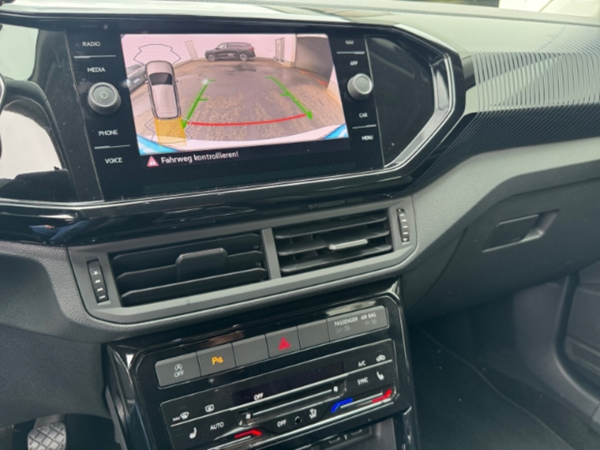 Volkswagen T-Cross Style