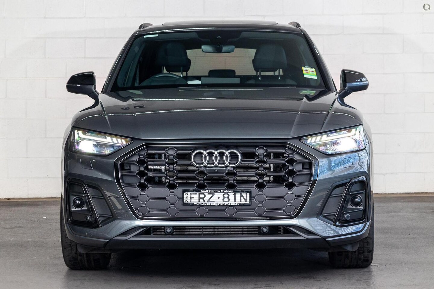 Image about Audi Q5 TFSI e S line 55 TFSI e quattro S tronic