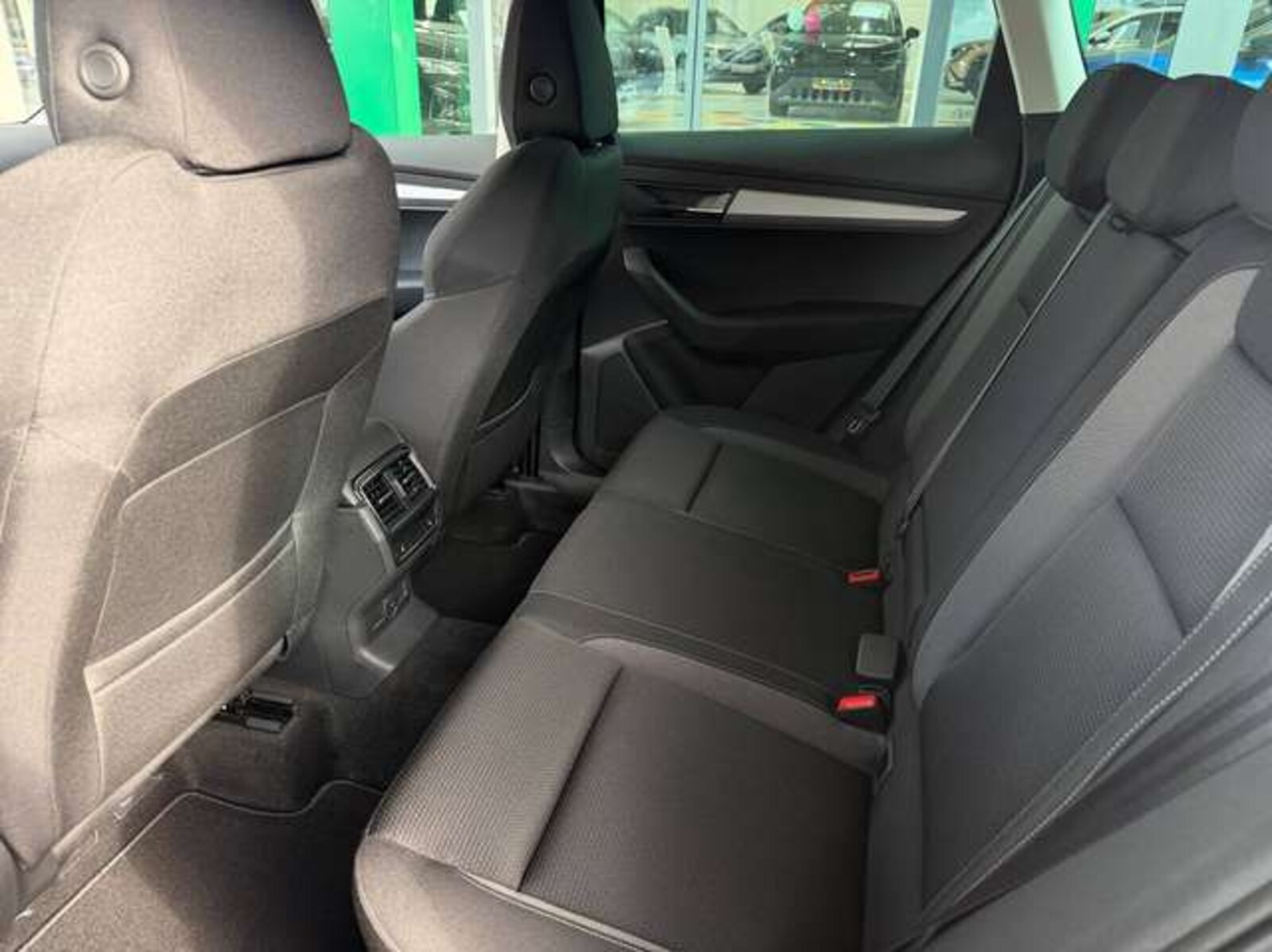 Škoda Karoq – Bild 11