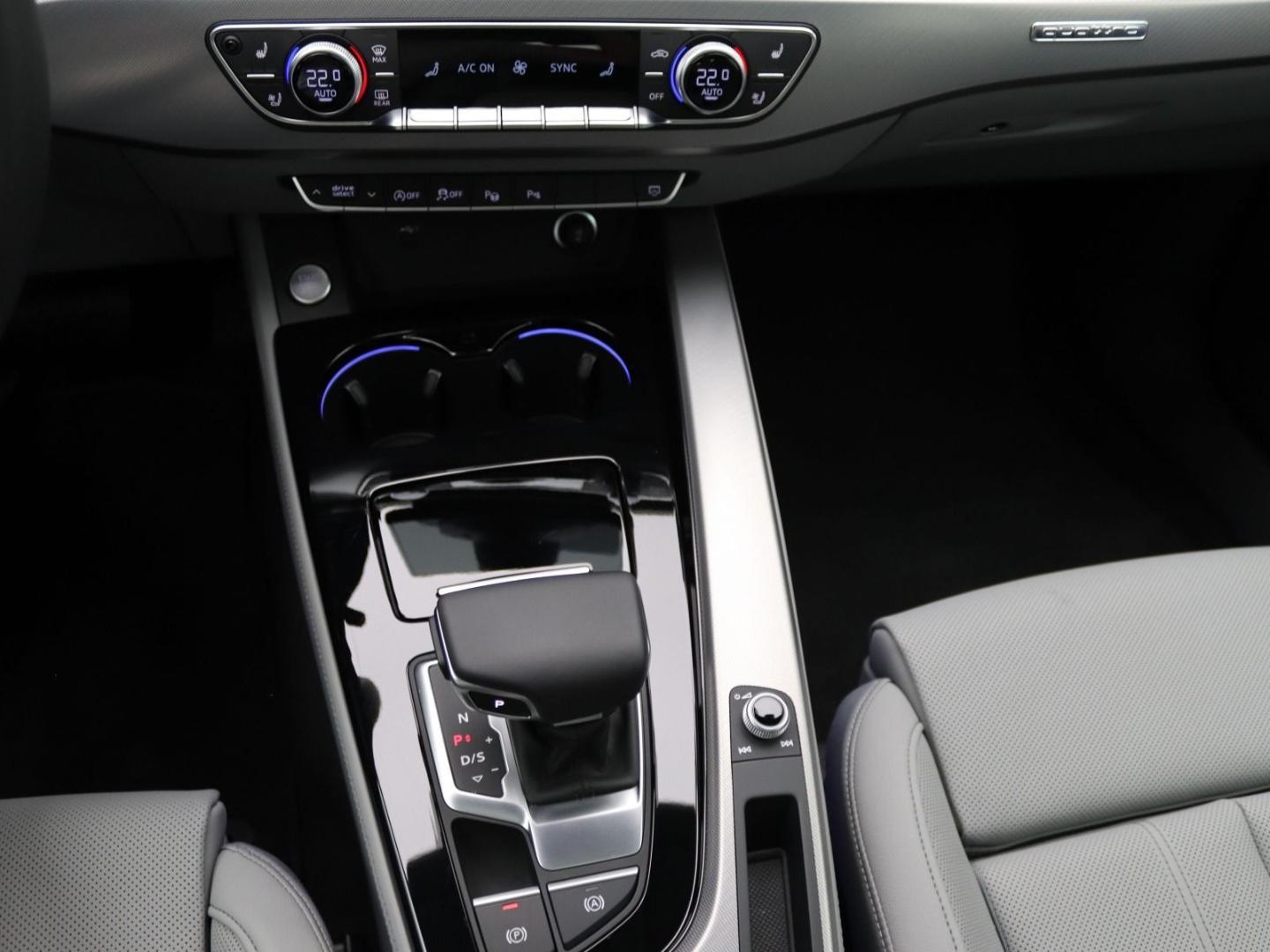 Image about Audi A4 Avant S line 40 TDI quattro S tronic