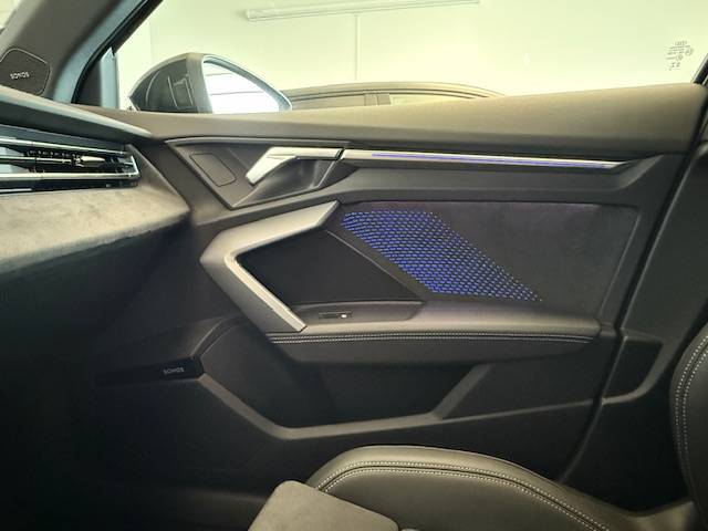 Image about Audi A3 Berline S line 35 TFSI Hybride 110 kW (150 ch) S tronic