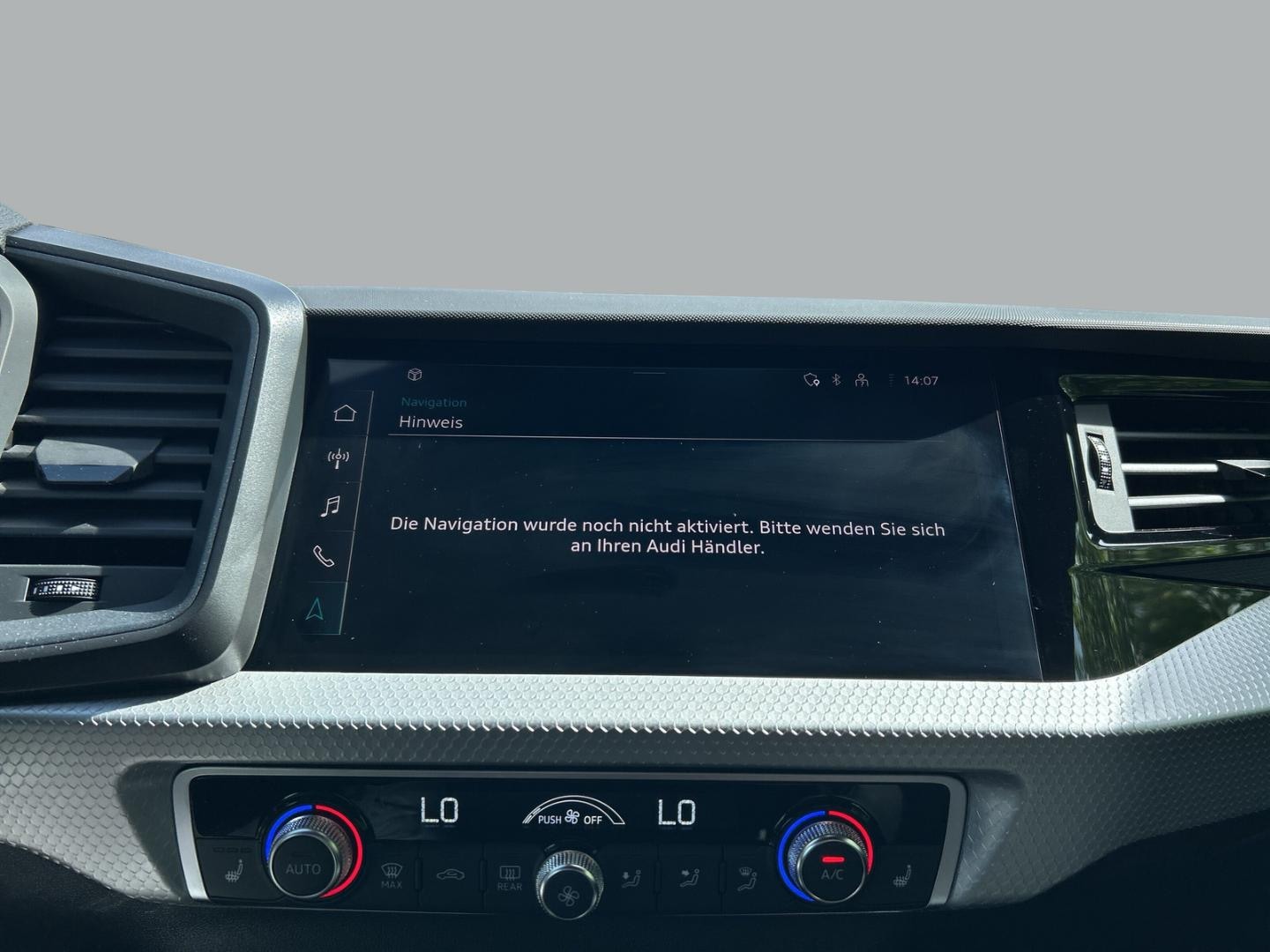 Bild über Audi A1 Sportback 30 TFSI S tronic - für weitere Informationen kontaktieren Sie den Audi Partner