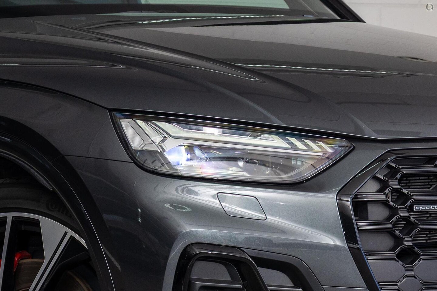 Image about Audi Q5 TFSI e S line 55 TFSI e quattro S tronic