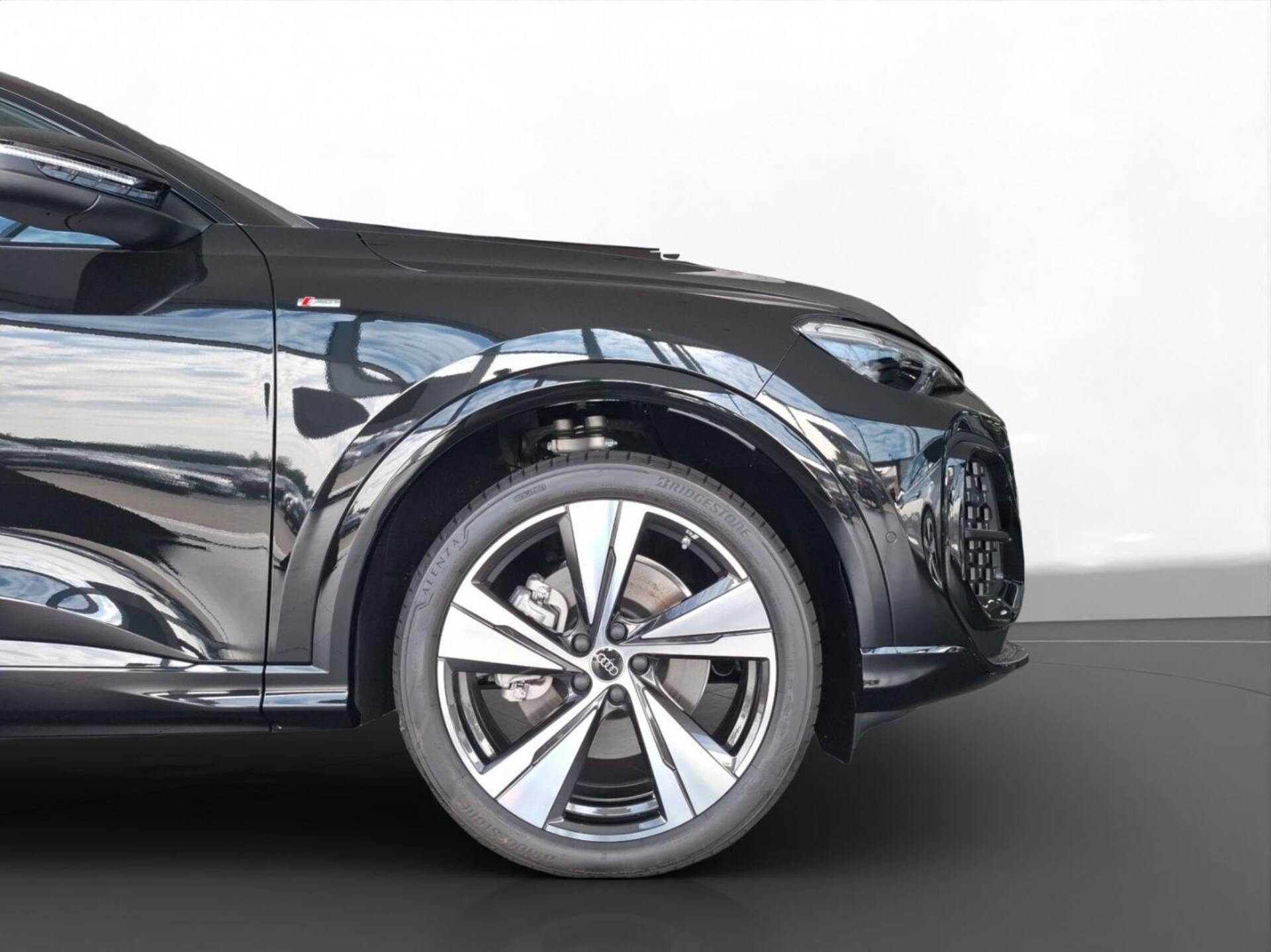 Audi Q5 Sportback edition one
