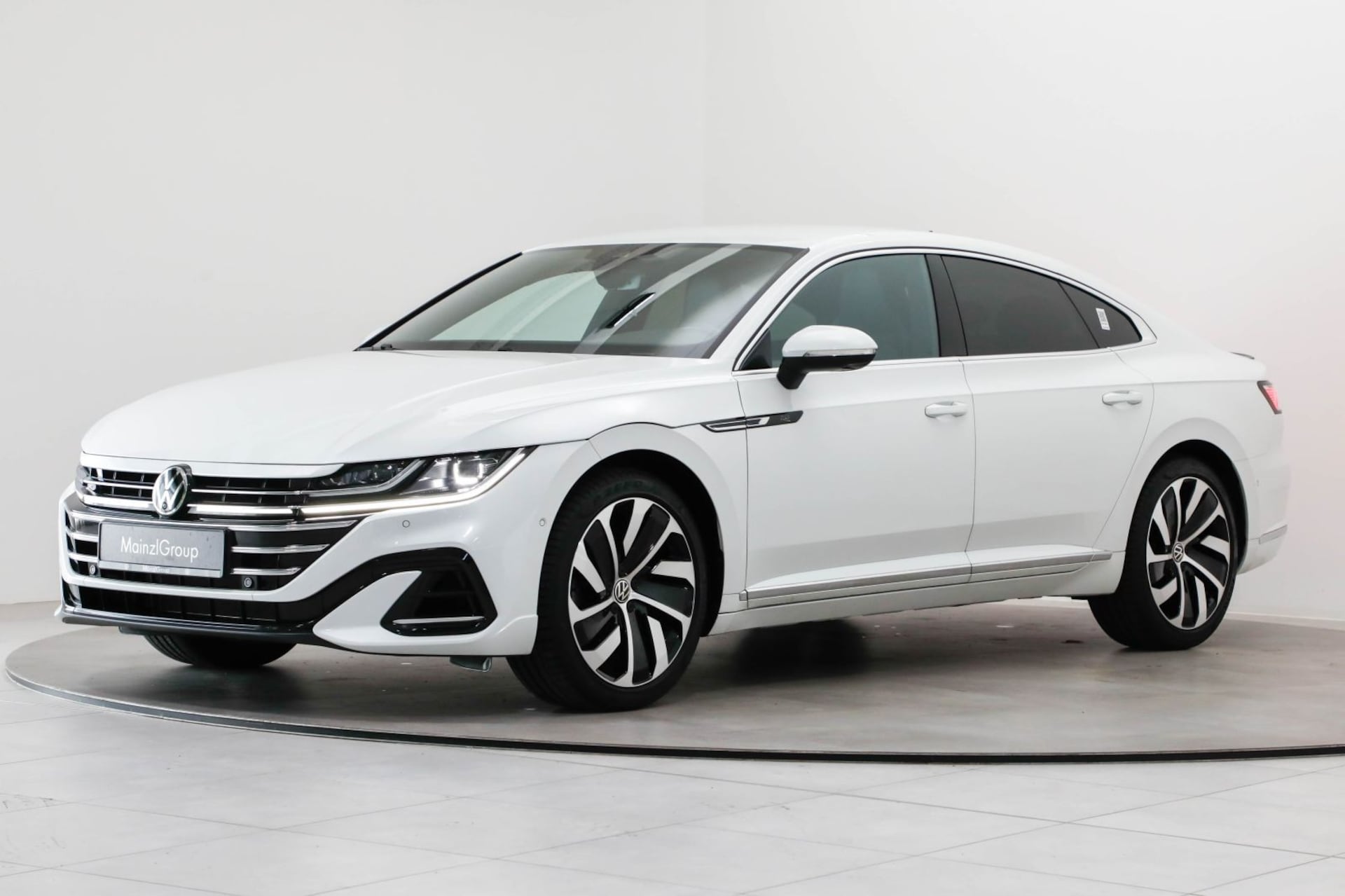 Volkswagen Arteon R-Line