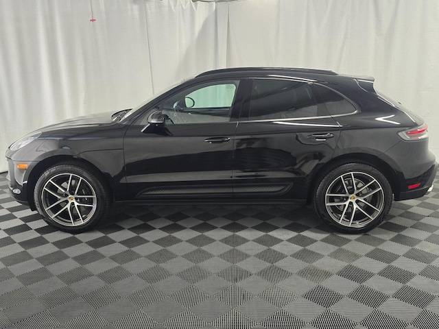 2025 Porsche Macan
