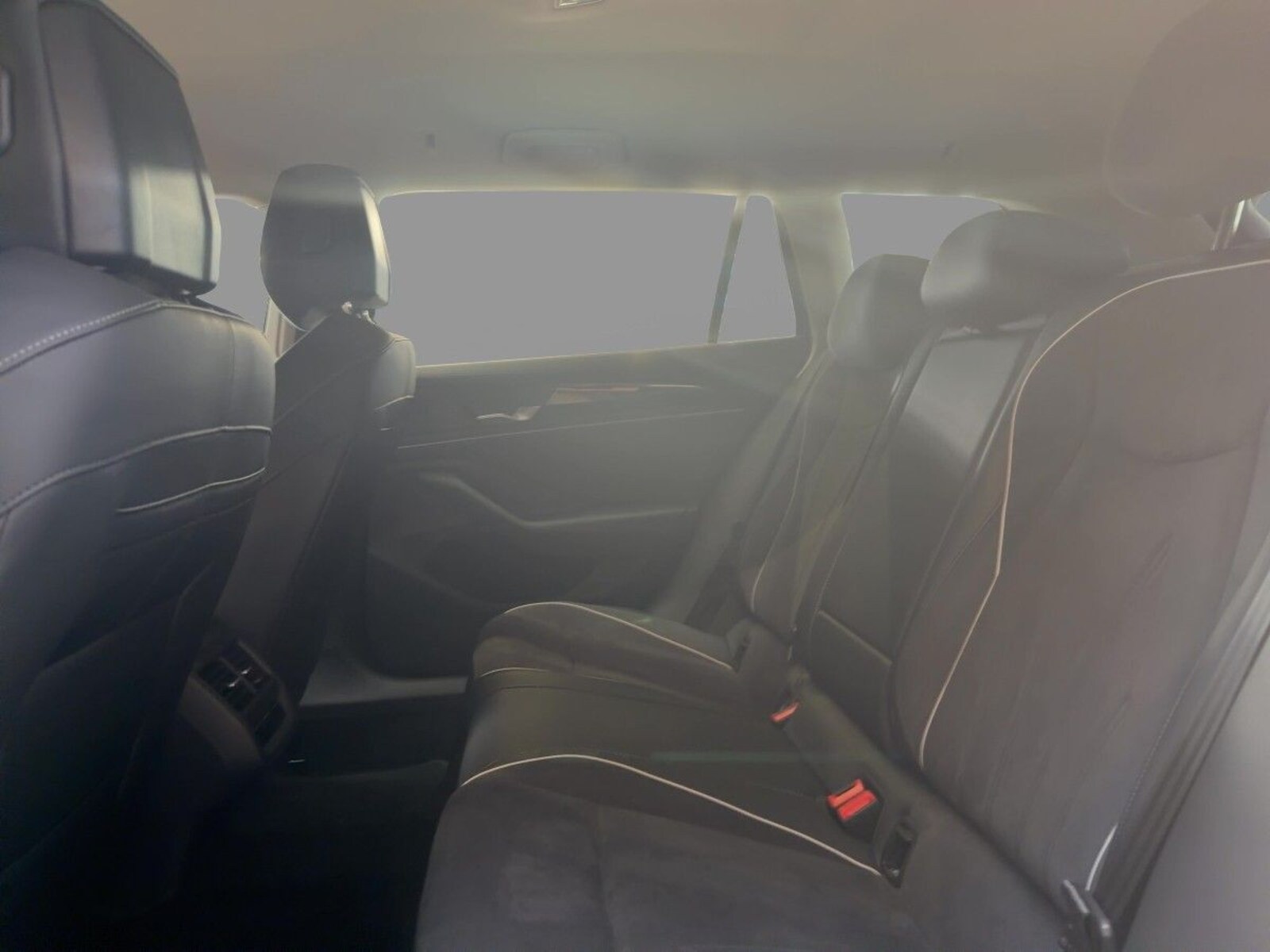 Volkswagen Passat – Bild 8
