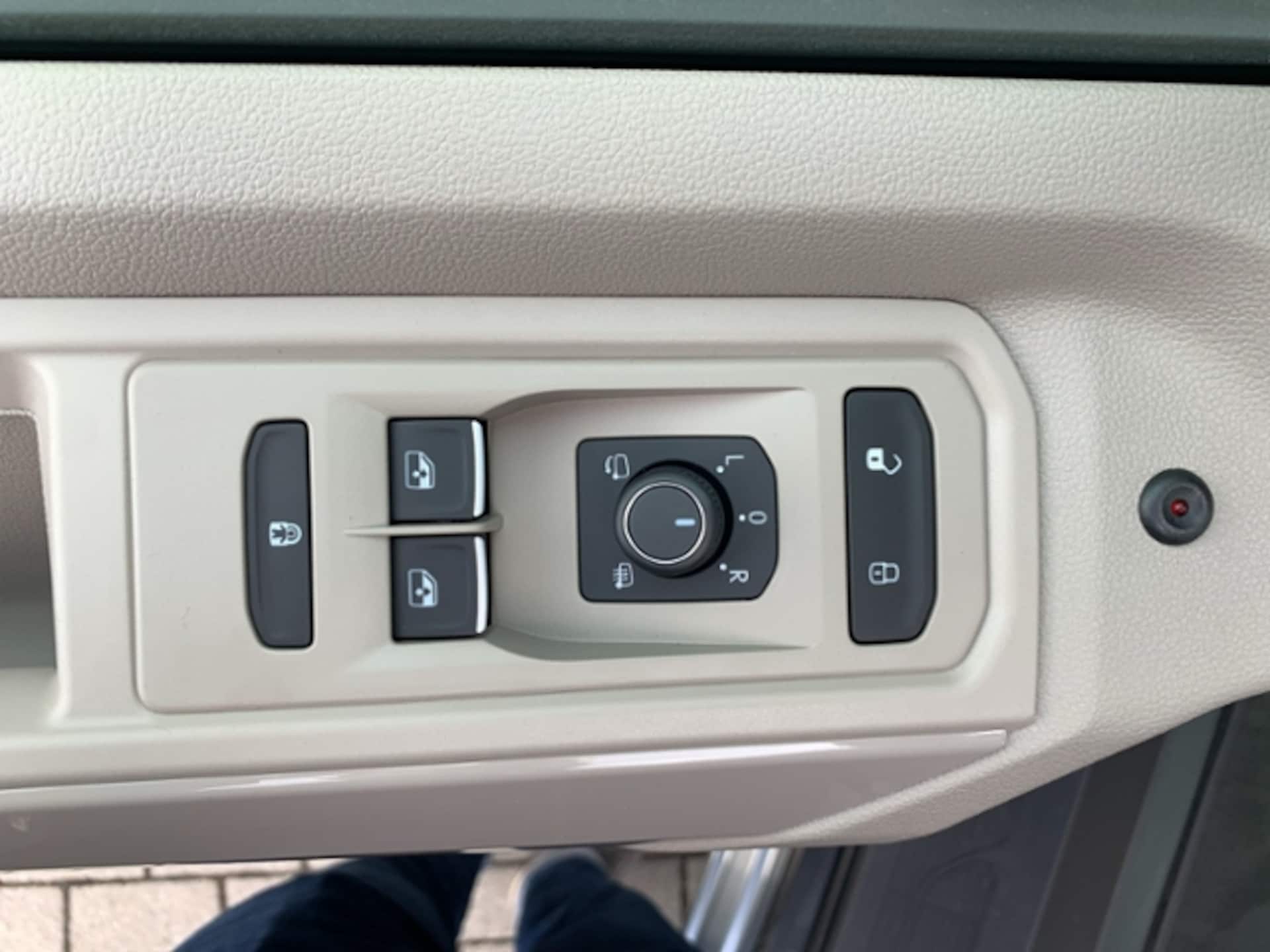 Volkswagen Multivan Langversion Style