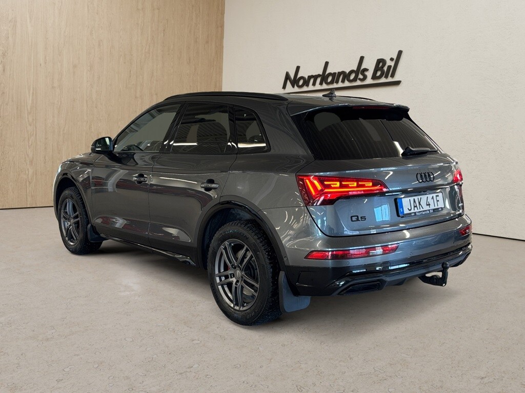 Bild som visar&nbsp;Audi Q5&nbsp;Q5 40 TDI quattro S line 204 hk S tronic - för mer information kontakta din Audi Partner