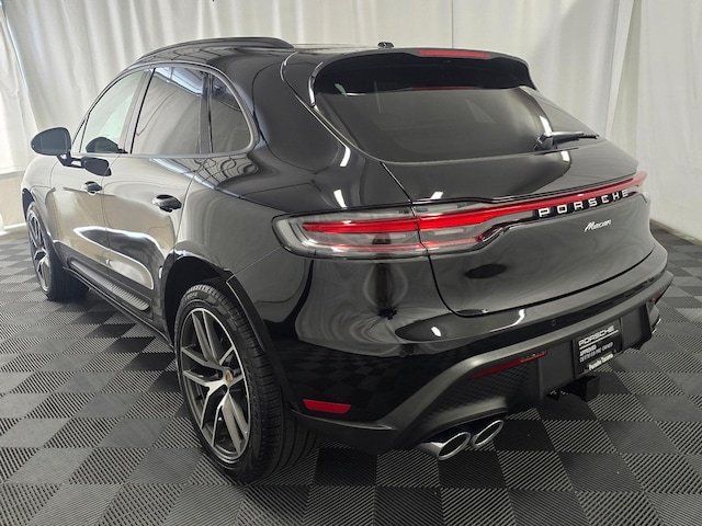 2025 Porsche Macan