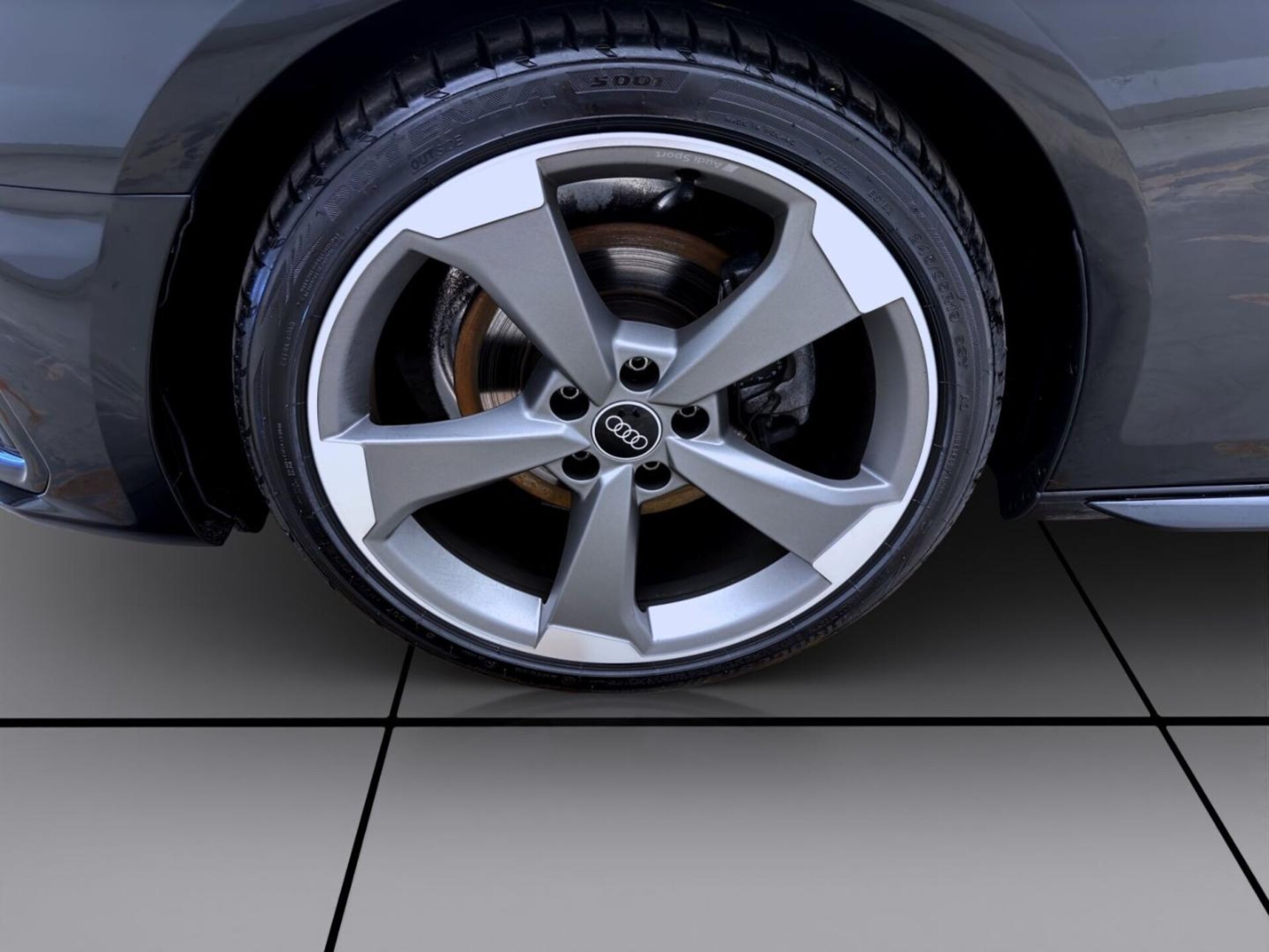 Audi A4 Avant S line
