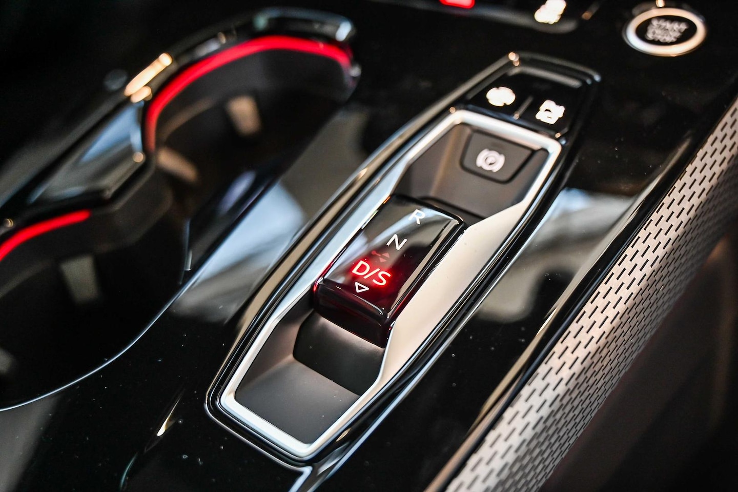 Image about Audi A5 Avant TFSI e e-hybrid quattro 270 kW S tronic