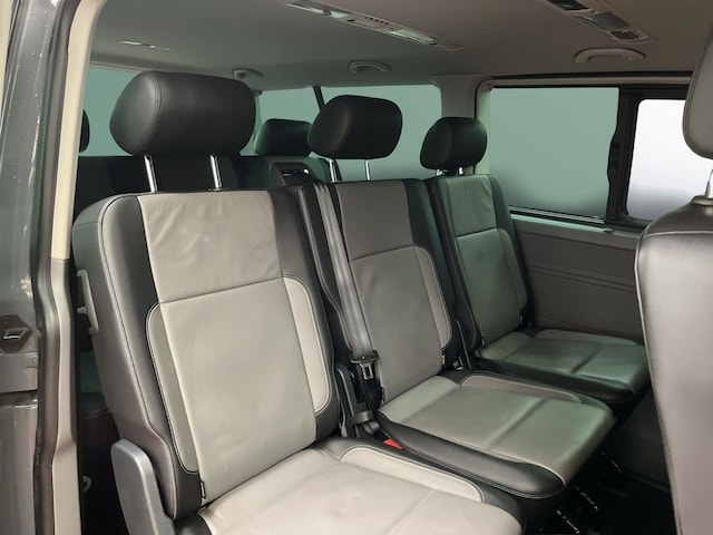 Volkswagen T6.1 Caravelle larger