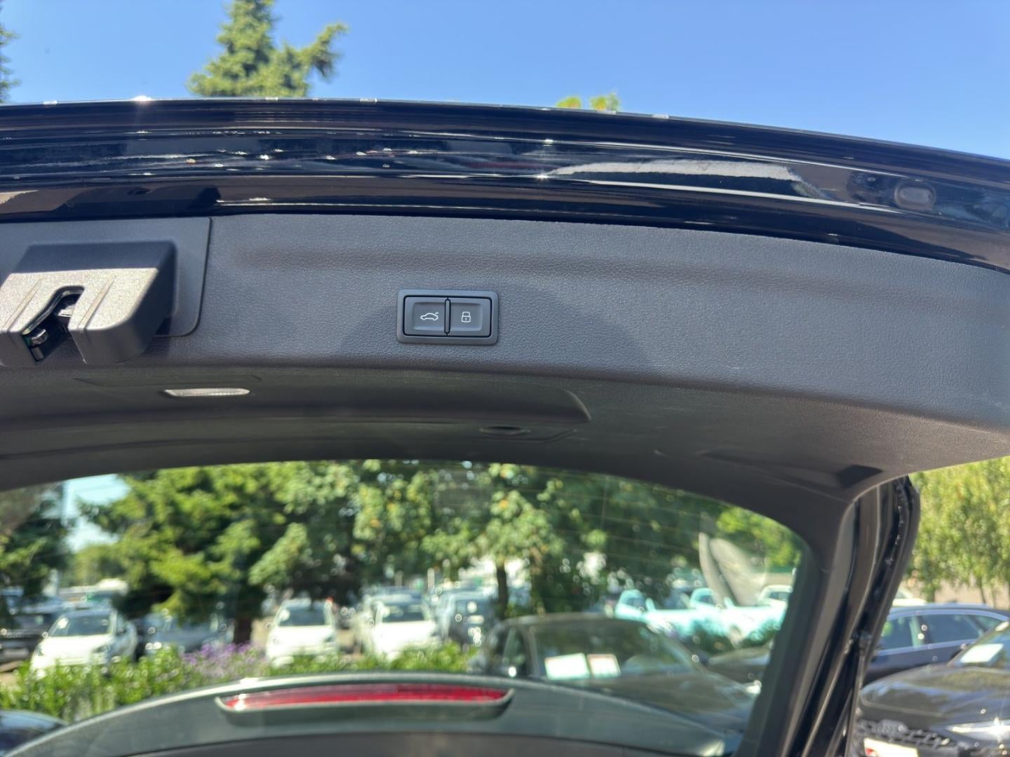 Bild über Audi A6 Avant 35 TDI S tronic - für weitere Informationen kontaktieren Sie den Audi Partner
