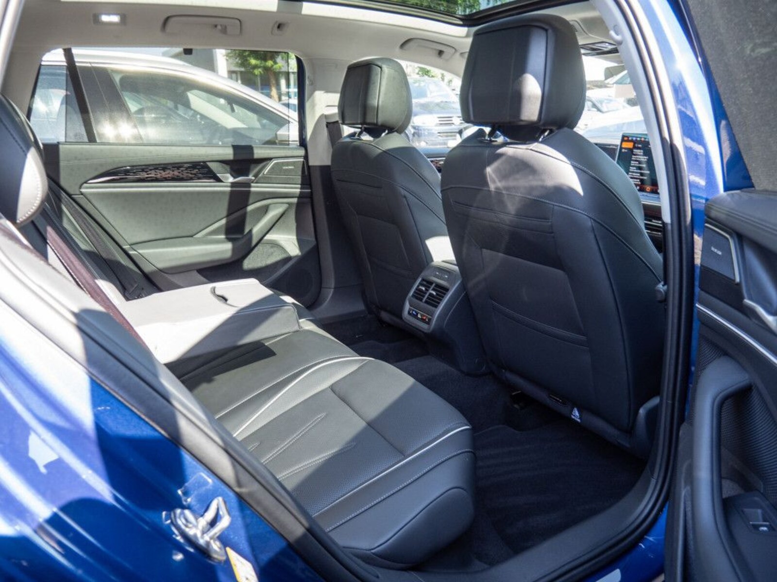 Volkswagen Passat – Bild 5