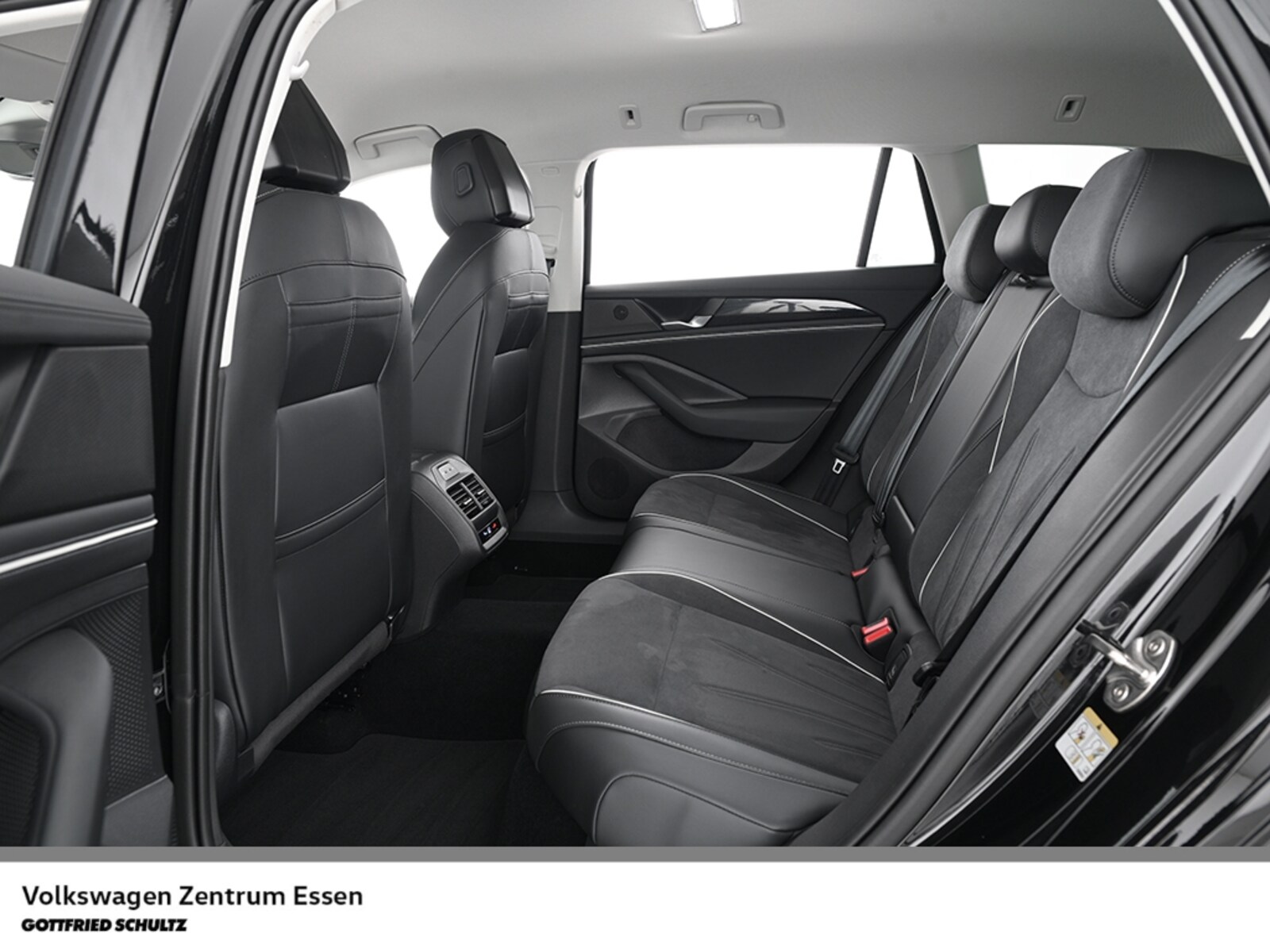 Volkswagen Passat – Bild 11