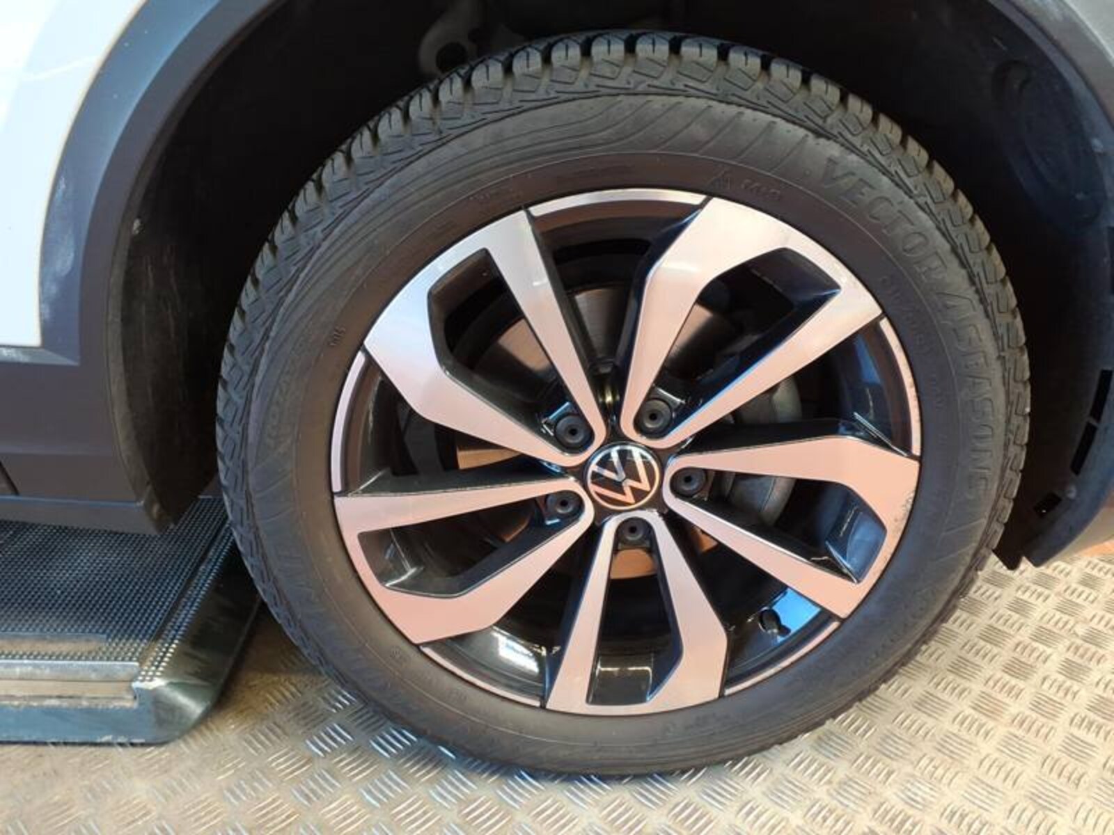 Volkswagen T-Roc – Bild 4