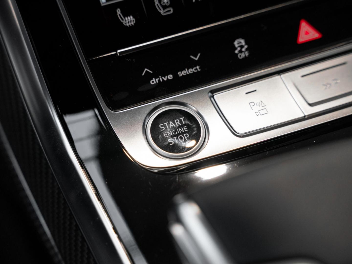 Image about Audi Q7 SUV S line 50 TDI quattro tiptronic